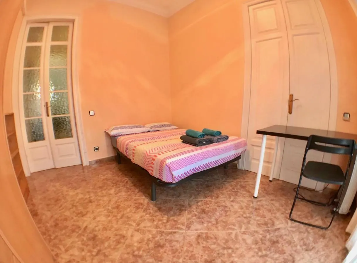 ברצלונה Plaza Espana Central Apartment 0*,  ספרד